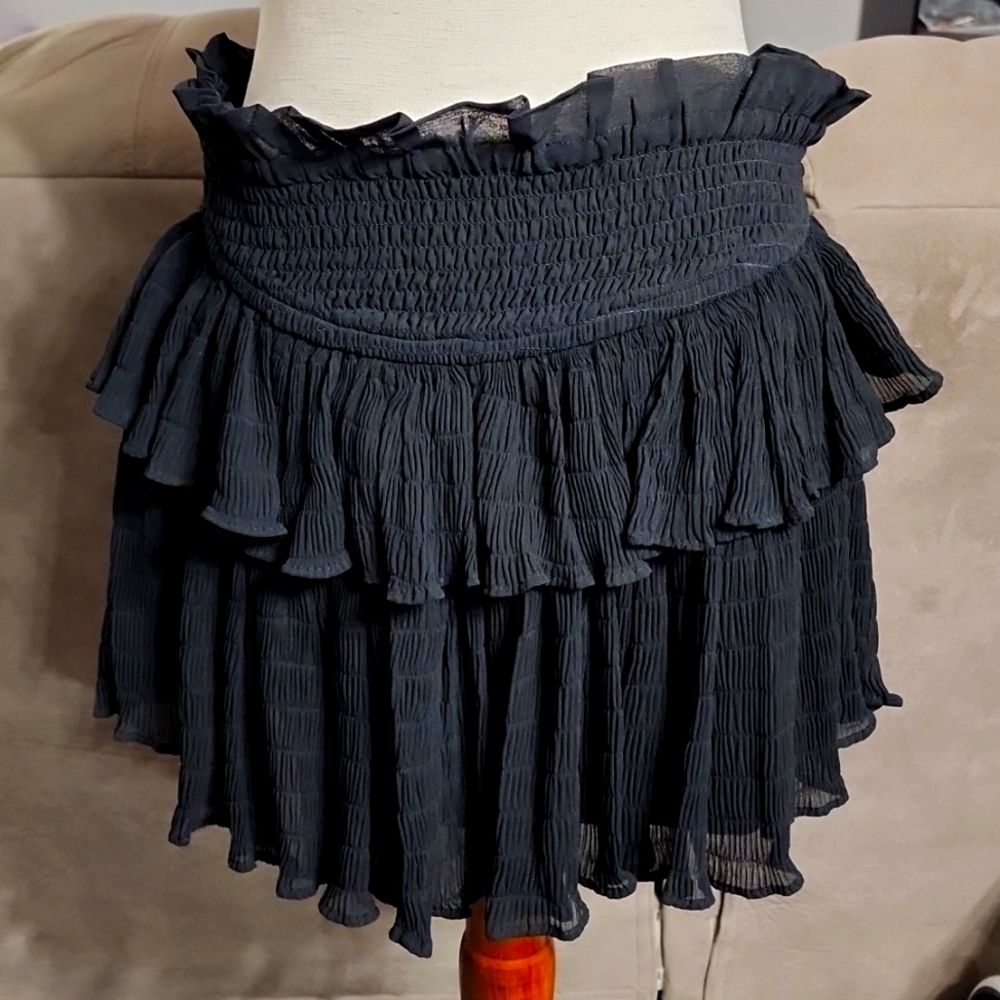 ☀️Forever 21 BLACK Woven Mini Skirt - Picture 2 of 10